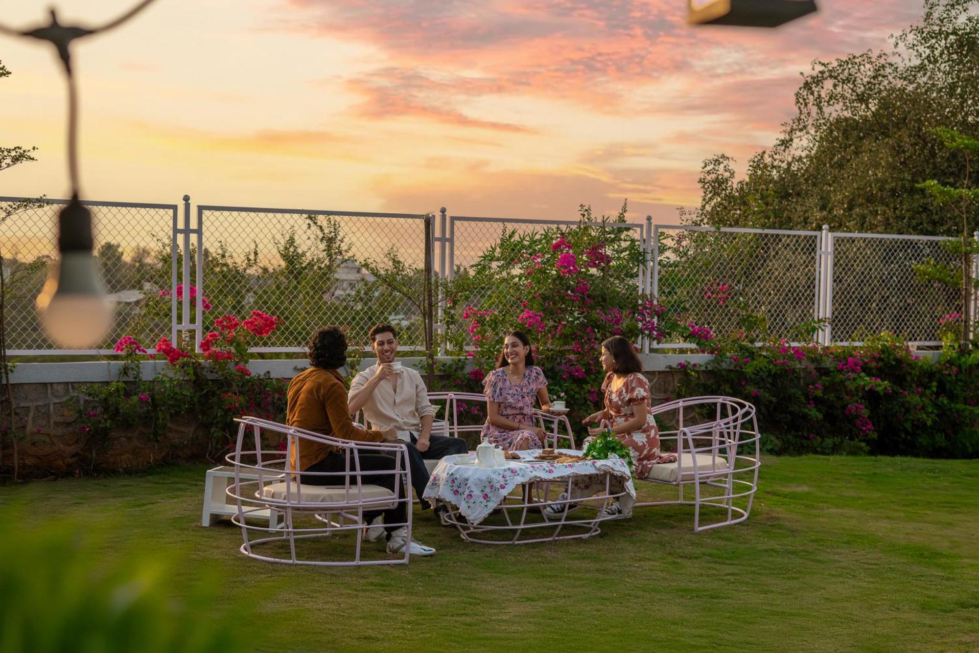 Ekostay Luxe - Casa Noah - Paddle Court & Sunset Point Lonavala Extérieur photo